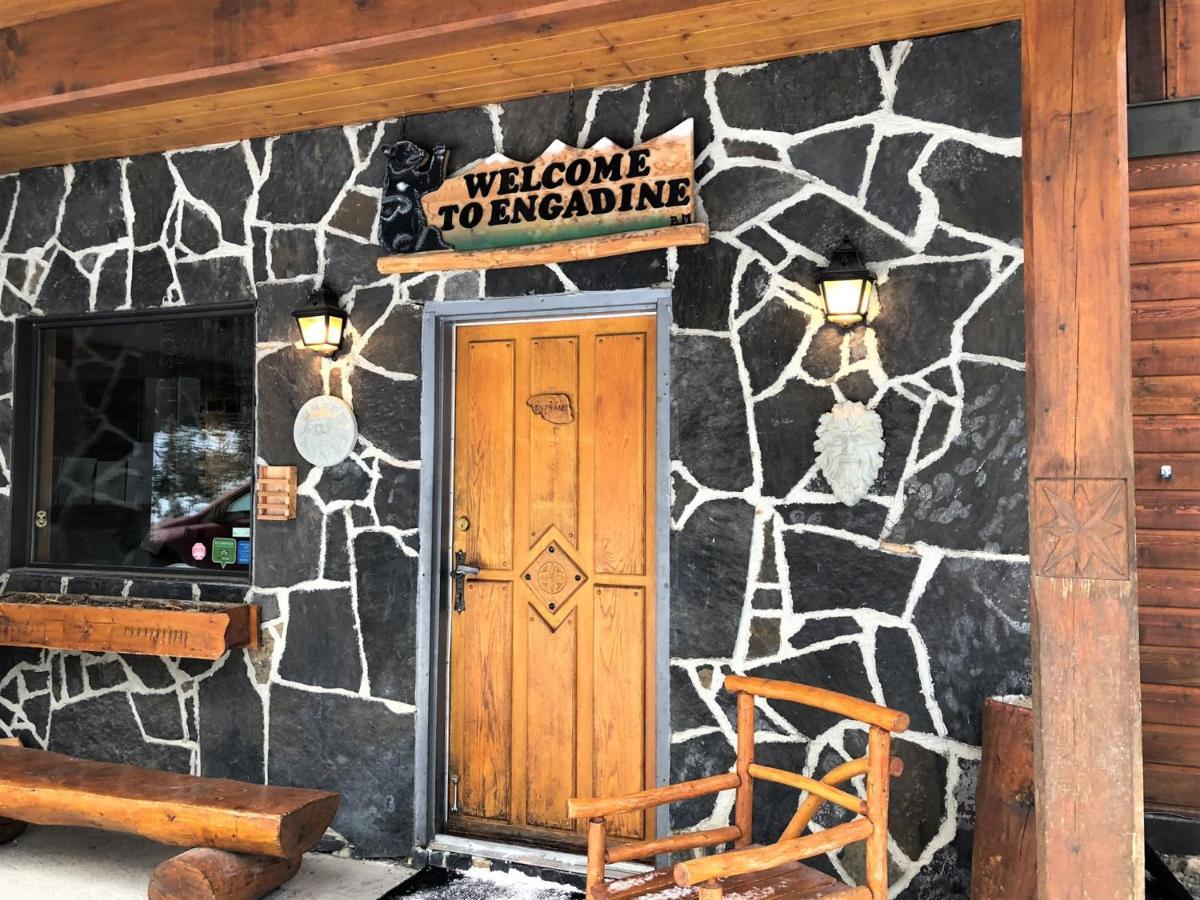 Mount Engadine Lodge Кананаскис-Вилледж Экстерьер фото